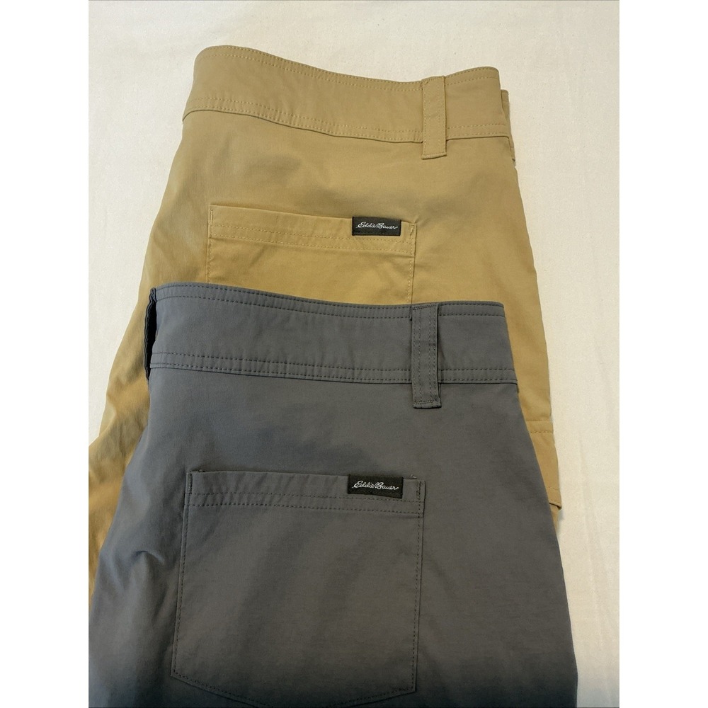 2 Eddie Bauer Womens Cargo Hiking Golf Shorts Sz 14 Gray Khaki - Picture 12 of 16